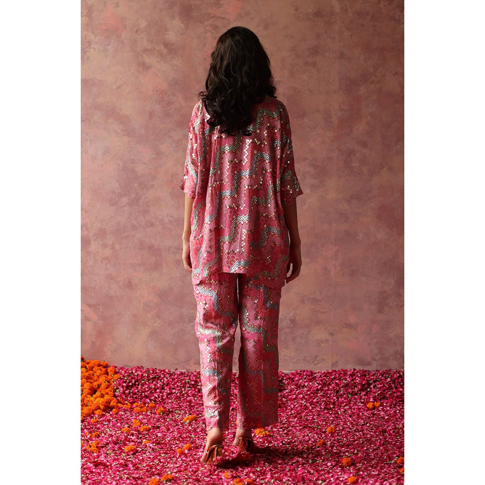 Begum Pret Maiyra Pink Kaftan (Set of 3)
