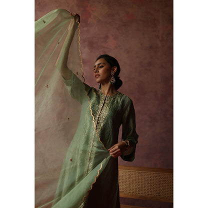 Begum Pret Paakizah Green Kurta (Set of 4)
