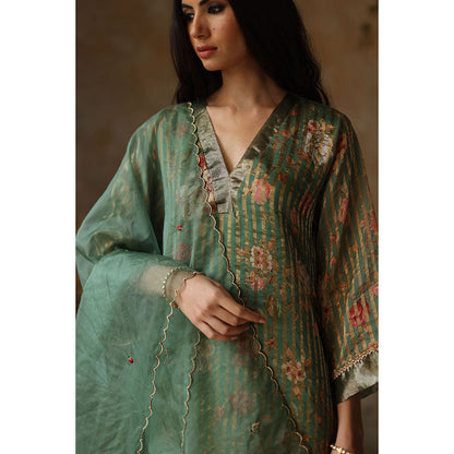 Begum Pret Ikai Green Kurta with Pant and Dupatta (Set of 3)