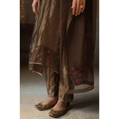 Begum Pret Ayat Gold Kurta with Pant and Dupatta (Set of 3)