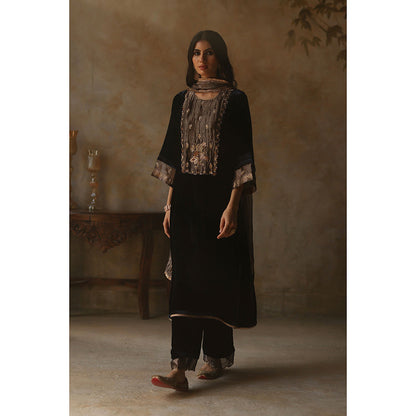 Begum Pret Faiz Midnight Blue Kurta with Pant and Dupatta (Set of 3)