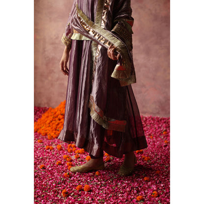 Begum Pret ZAAHRA Purple & Gold Kurta with Pant & Dupatta (Set of 3)
