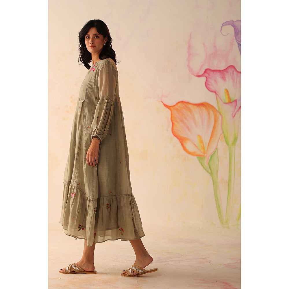 Begum Pret Grey Chinaar Dress with Slip (Set of 2)