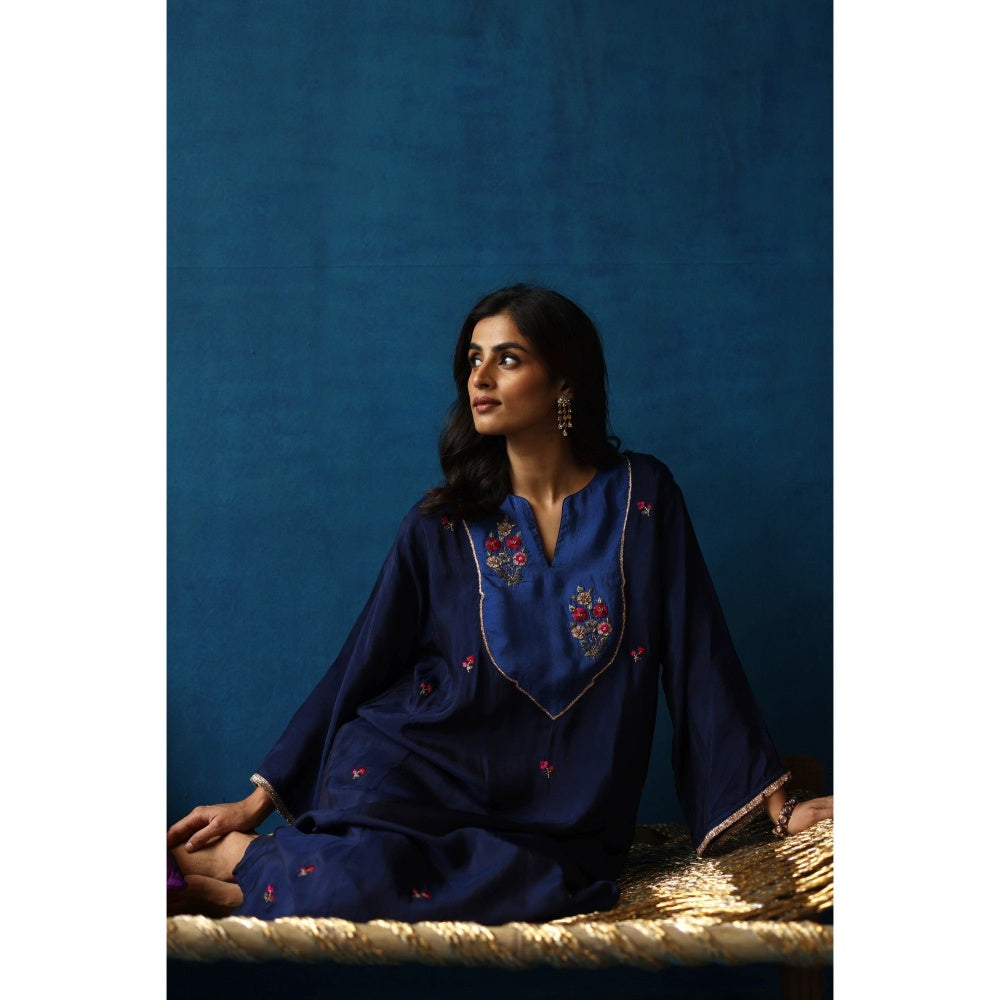 Begum Pret Navy Blue Imly Phiran Kurta with Pants (Set of 2)