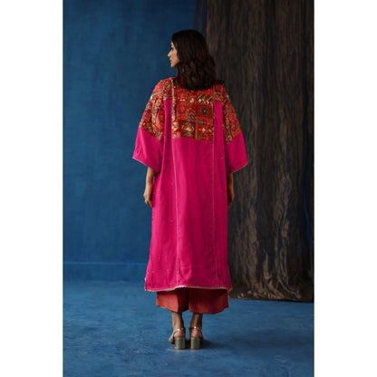 Begum Pret Pink Shikanji Phiran Kurta with Pant (Set of 2)