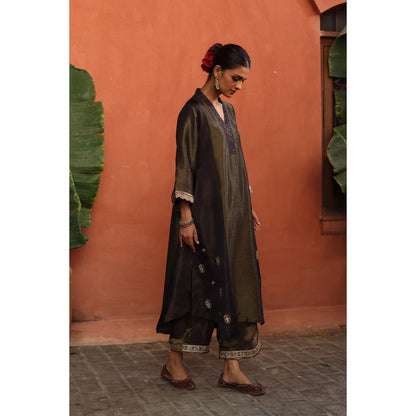 Begum Pret Purple Tara Kurta with Pant and Dupatta (Set of 3)