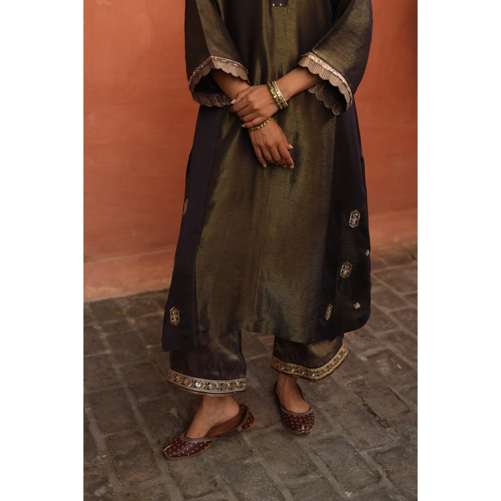 Begum Pret Purple Tara Kurta with Pant and Dupatta (Set of 3)
