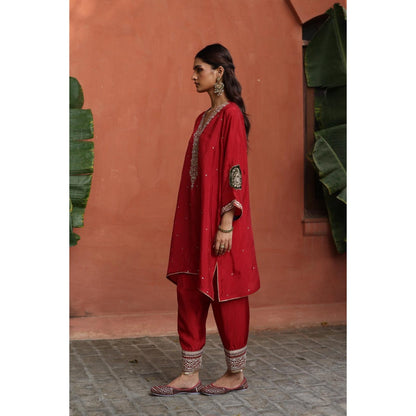 Begum Pret Red Nazira Kurta with Salwar and Dupatta (Set of 3)