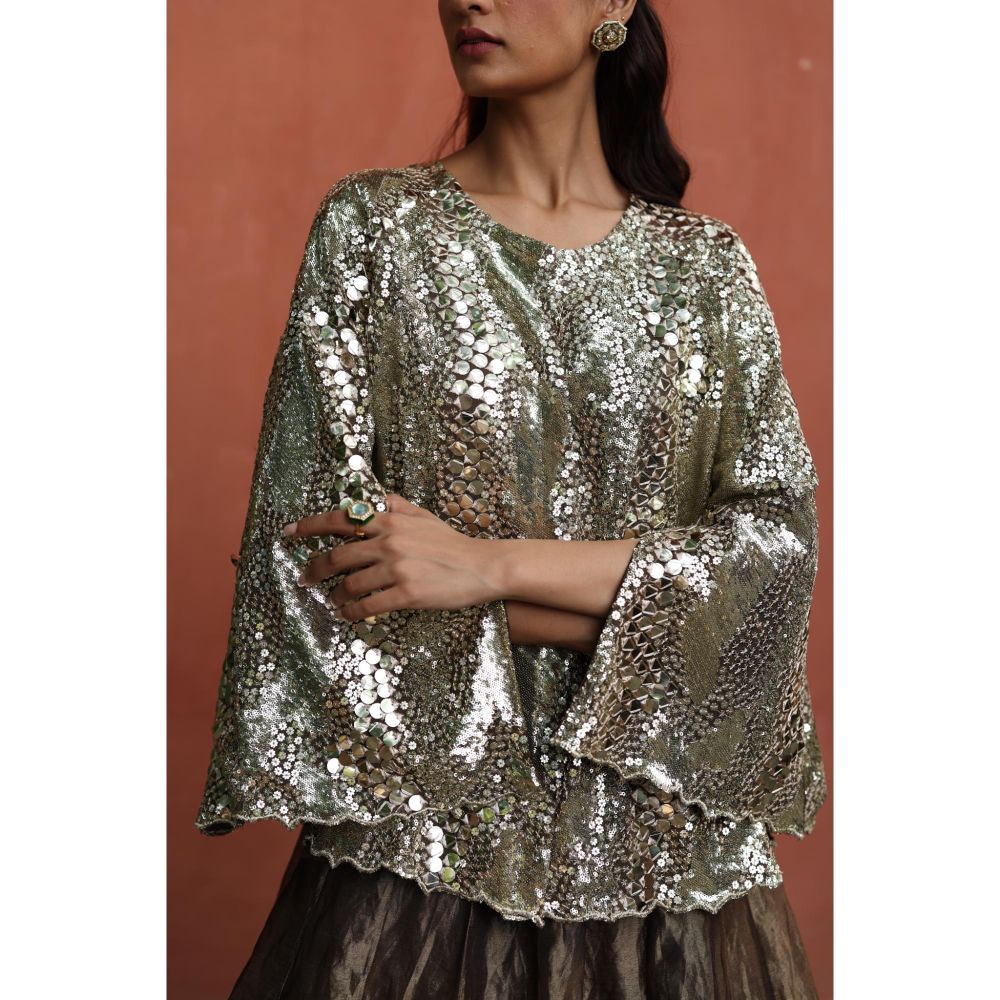 Begum Pret Silver Zohra Skirt with Top (Set of 2)
