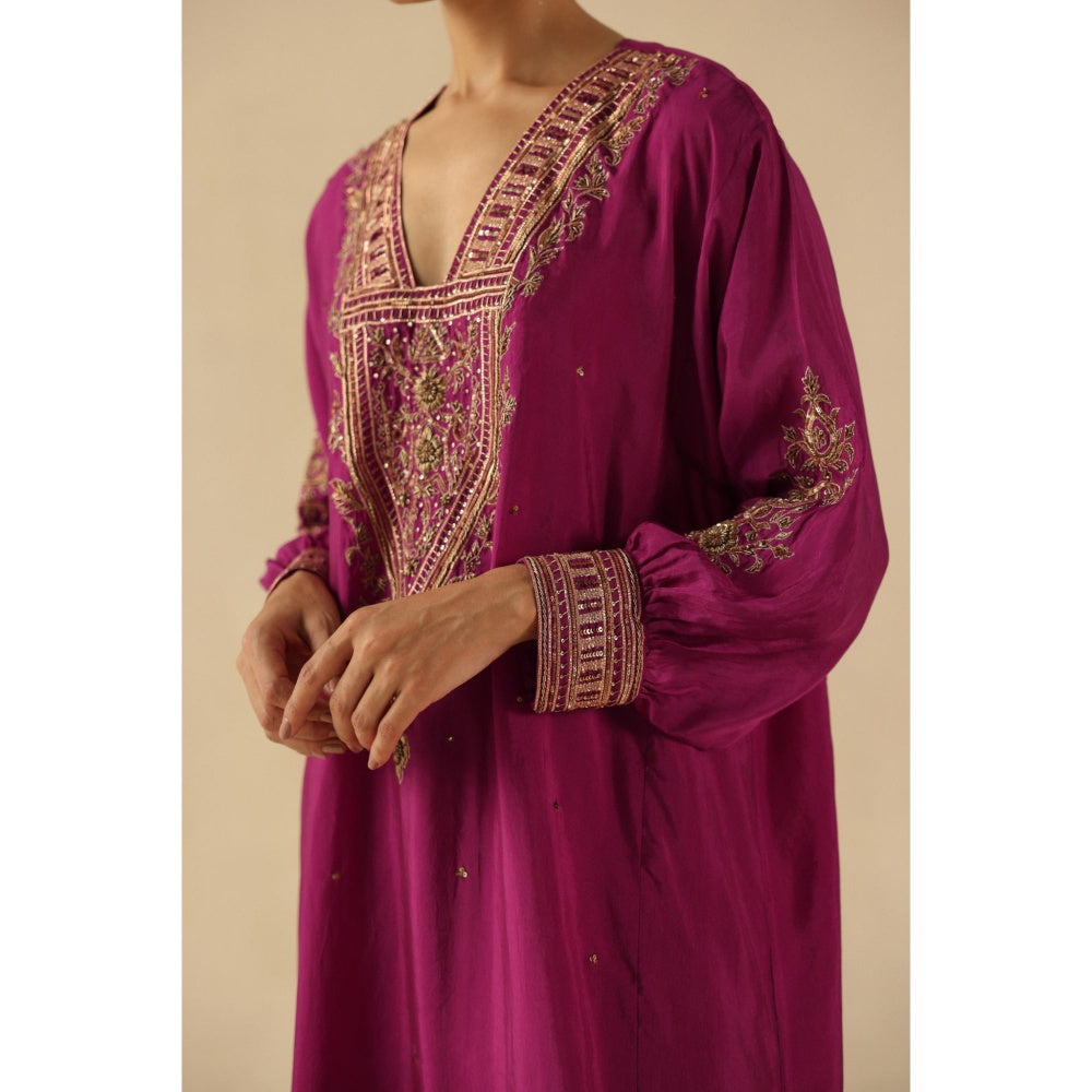 Begum Pret Magenta Saaz Phiran Kurta with Pant