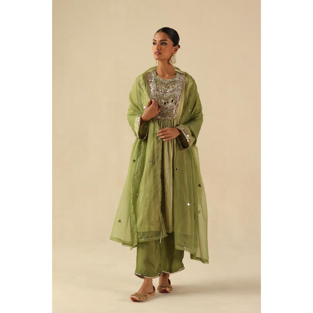 Begum Pret Green Naksh Kurta with Pant and Dupatta
