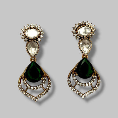 Beryachi Falguni Emerald Green Kundan Necklace Set