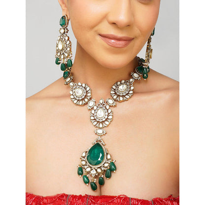 Beryachi Yashvi Long Raani Haar with Earrings & Maangtikka