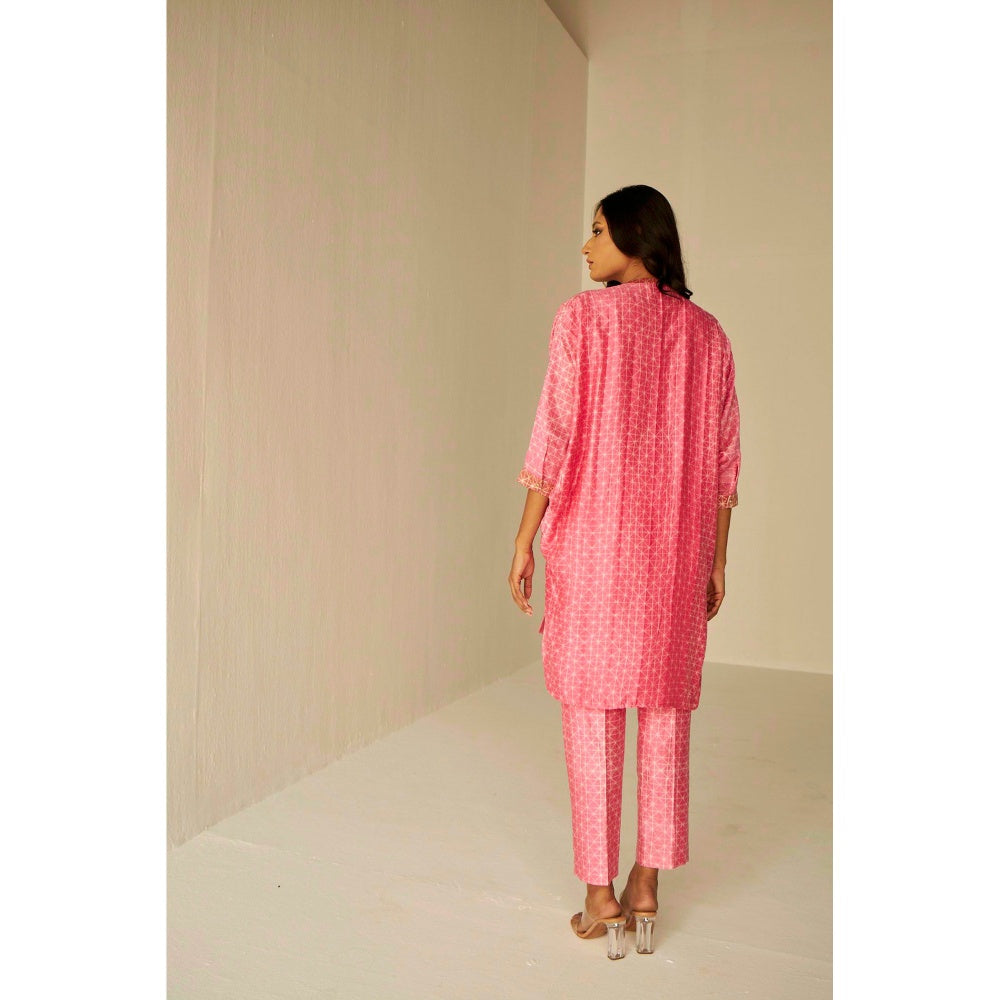 BETRUE Pink-Bat Sleeves Embroidered Shibori Shirt and Pant Set (Set of 2)