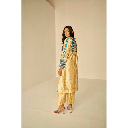 BETRUE The Window Trench