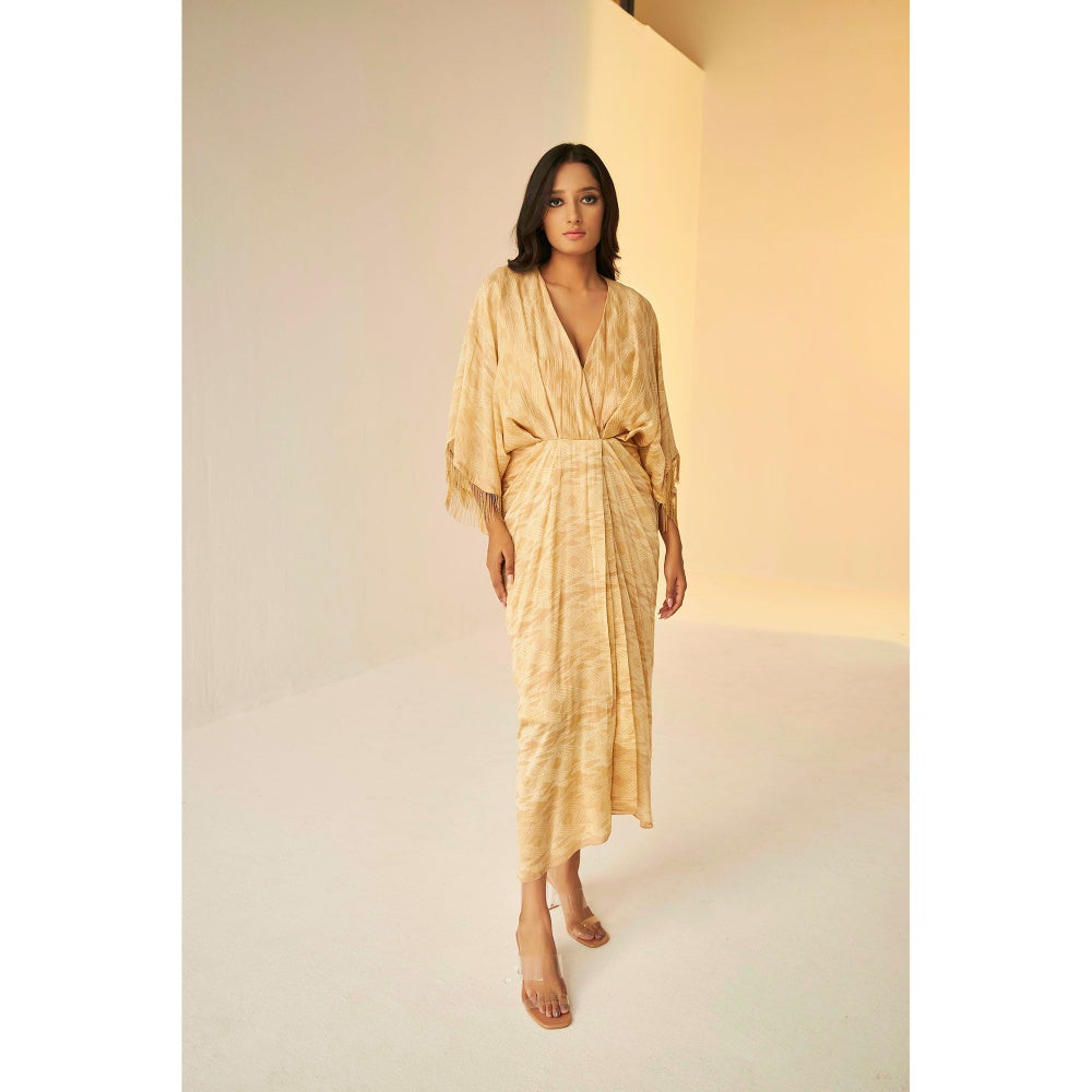 BETRUE Shibori Beige Drape Dress