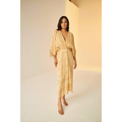 BETRUE Shibori Beige Drape Dress