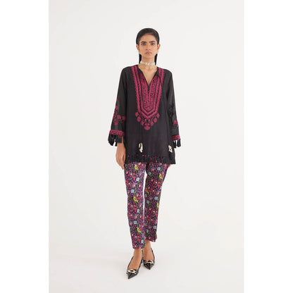 Betrue Black Silk Chanderi Embroidered Kurti