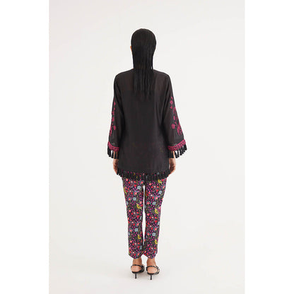 Betrue Black Silk Chanderi Embroidered Kurti