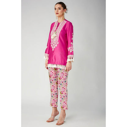 Betrue Rani Pink Chanderi Silk Embroidered Kurti