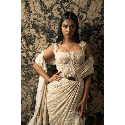 Jigar and Nikita Ivory Silk Saree With Stitched Blouse And Petticoat