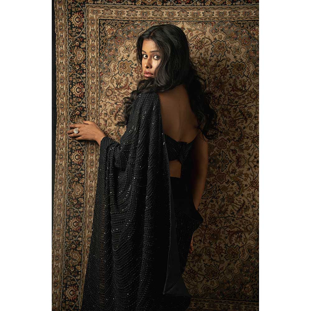 Jigar and Nikita Black Silk Saree With Petticoat And Stitched Blouse