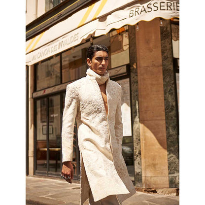 Jigar and Nikita Men'S White Monotone Embellished Sherwani with Trouser and Dupatta (Set of 3)