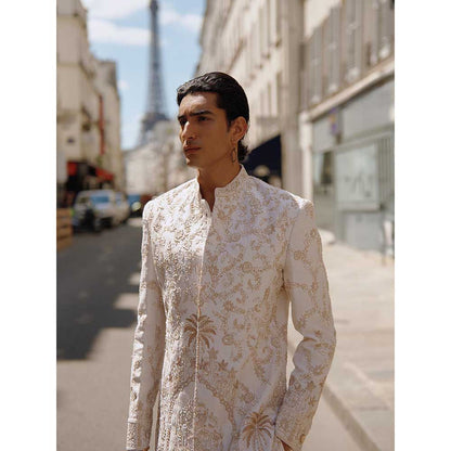 Jigar and Nikita Men'S White Embroidered Sherwani with Trouser and Dupatta (Set of 3)