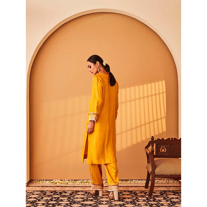 Bo Tree Yellow Parizeau Kurta with Pant (Set of 2)