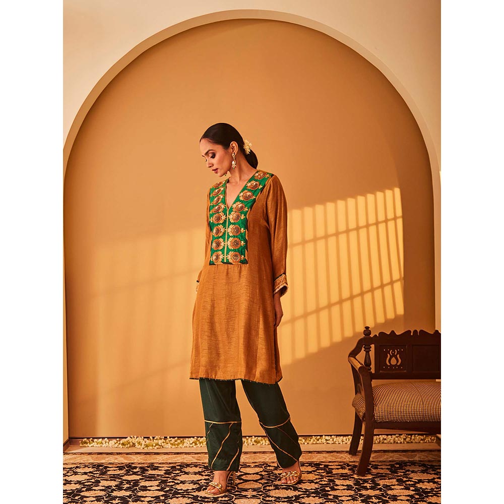 Bo Tree Brown Mehar-E-Khuda Kurta with Pant (Set of 2)