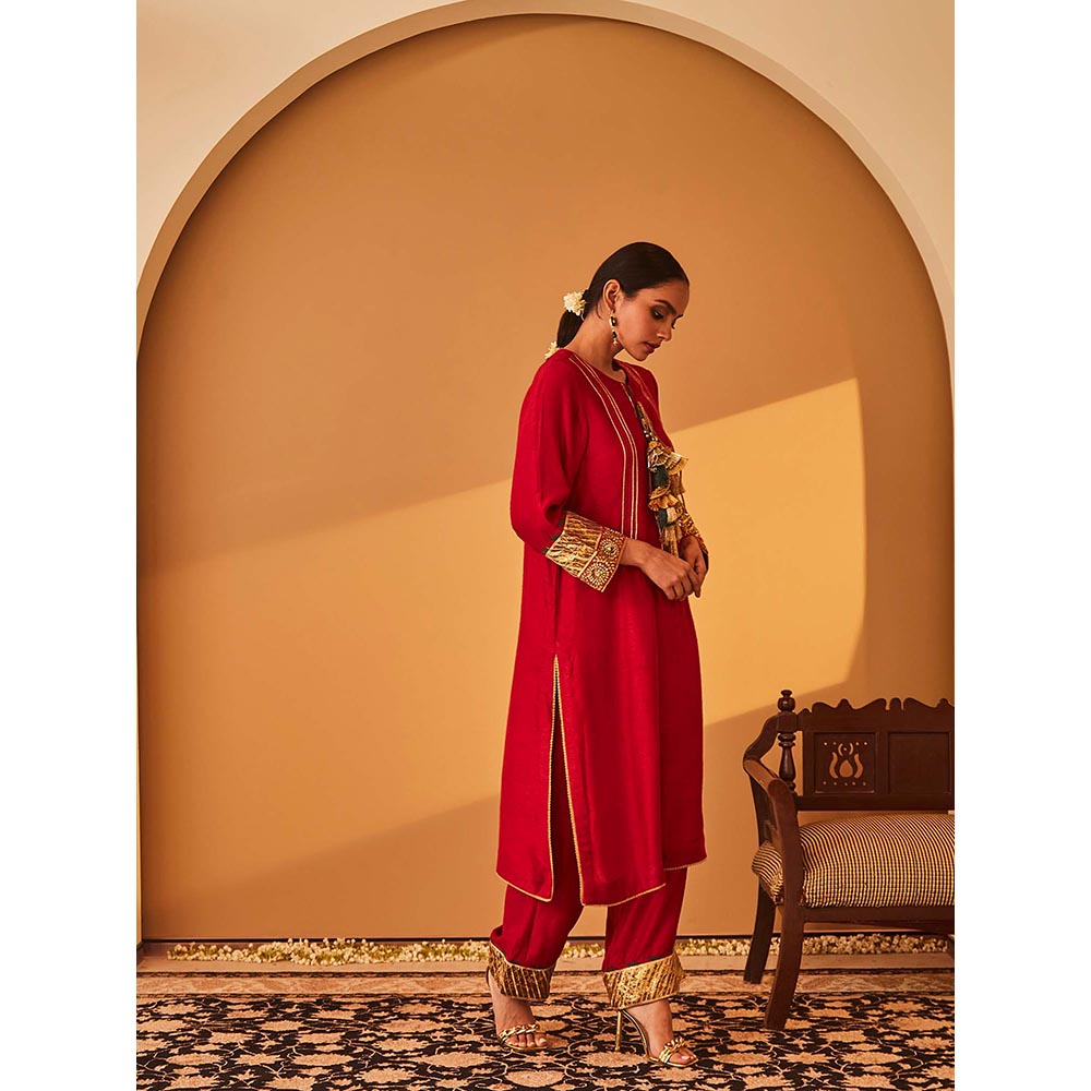 Bo Tree Red Roohaniyat Kurta with Pant (Set of 2)