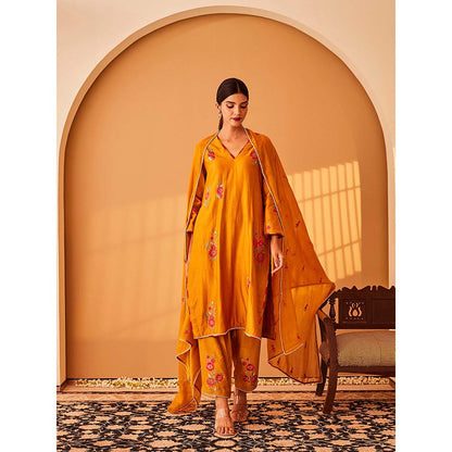 Bo Tree Yellow Sunera Kurta with Pant and Dupatta (Set of 3)