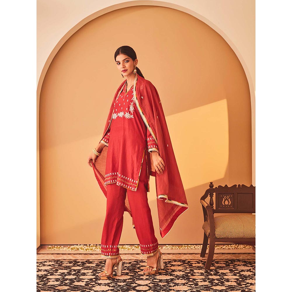 Bo Tree Red Rukhsana Kurta with Pant and Dupatta (Set of 3)