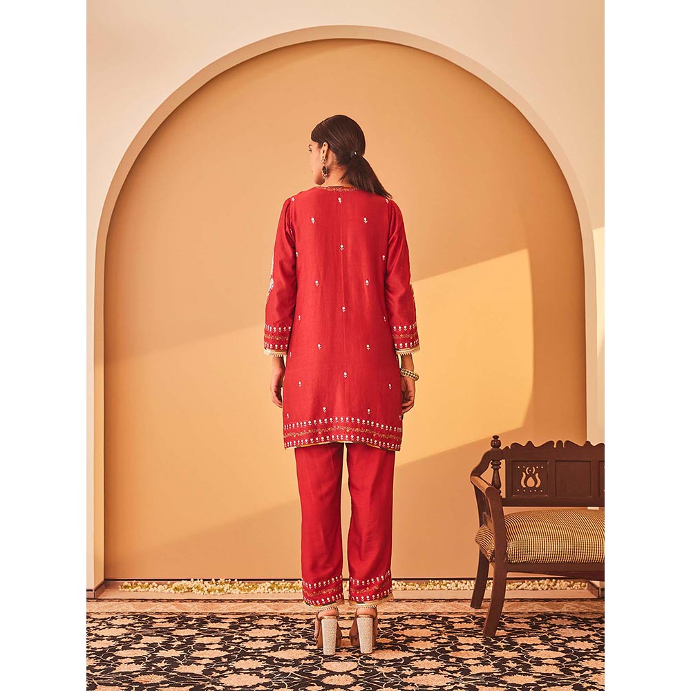 Bo Tree Red Rukhsana Kurta with Pant and Dupatta (Set of 3)