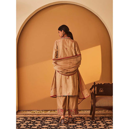 Bo Tree Beige Mahara Kurta with Pant and Dupatta (Set of 3)