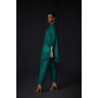 BRIH Evergreen Embroidered Kurta with Pant (Set of 2)