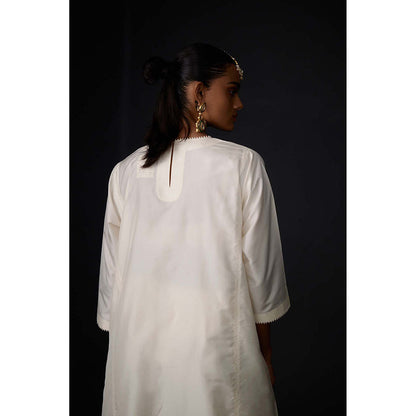 BRIH White Pearl Embroidered Kurta with Pant (Set of 2)