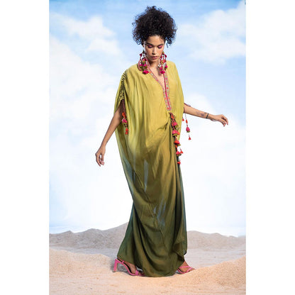 CAPISVIRLEO Embroidered V-Neck Shaded Kaftan