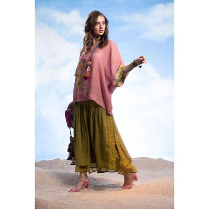 CAPISVIRLEO Embroidered Linen Top