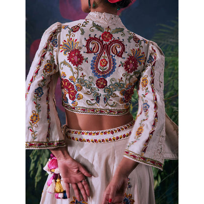 CHANDRIMA Ivory Chanderi Floral Three Fourth Sleeves V-Neck Bead Work Jacket