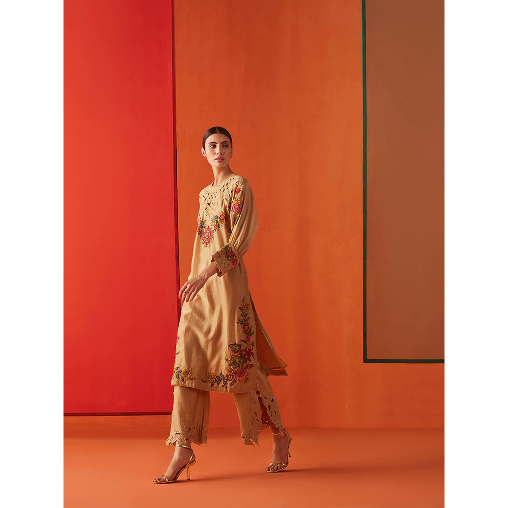 CHANDRIMA Beige Chanderi Floral Embroidered Kurta with Pant (Set of 2)