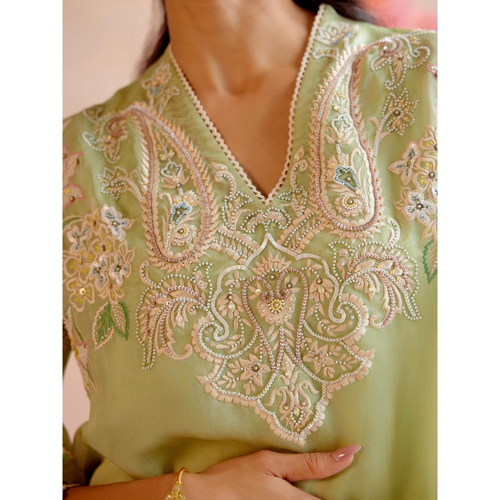 CHANDRIMA Contrast Paisley Embroidered Tunic with Embroidered Tulip Pant (Set of 2)