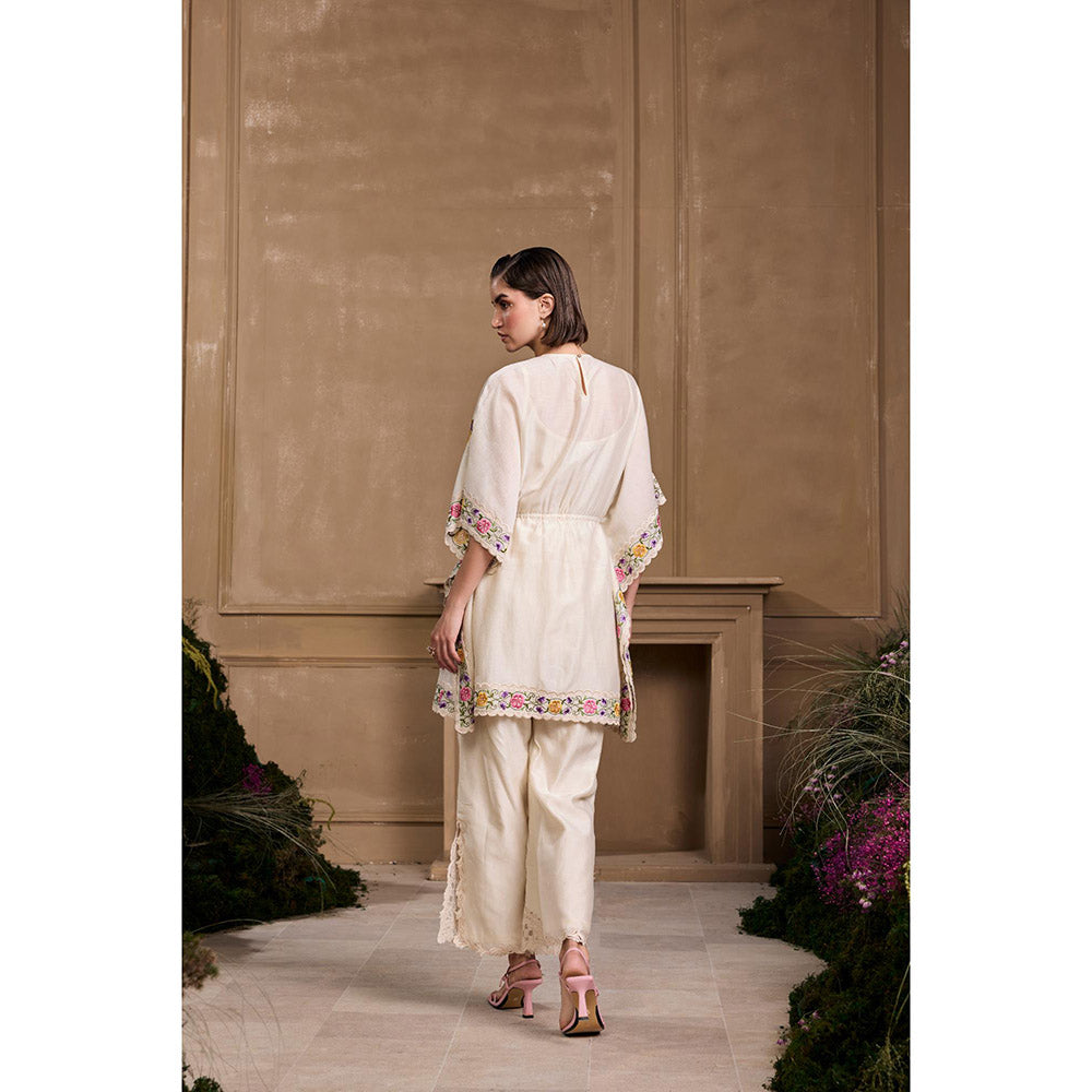 CHANDRIMA Ivory Floral Embroidered Yoke Detail Kaftan