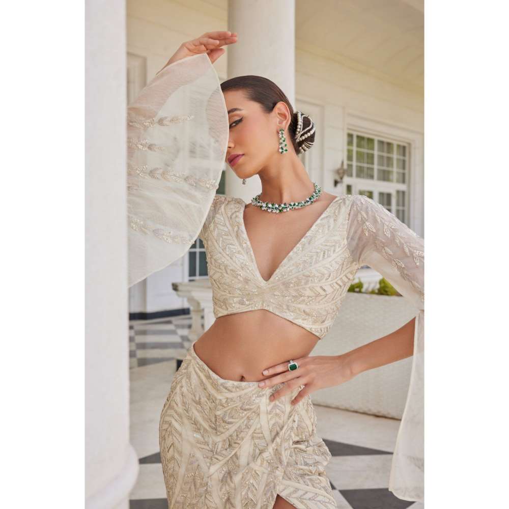 CHARU AND VASUNDHARA Saia Ivory Ethnic Blouse with Skirt (Set of 2)