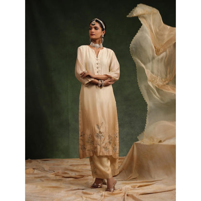 CHARU MAKKAR Beige Poncy Kurta with Pant and Dupatta (Set of 3)