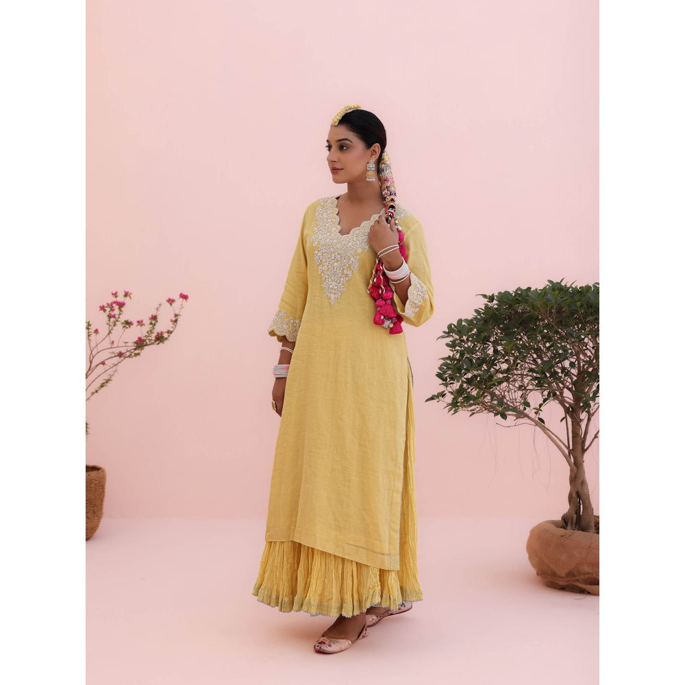 CHARU MAKKAR Mehr Lemon Yellow Kurta with Skirt and Dupatta (Set of 3)