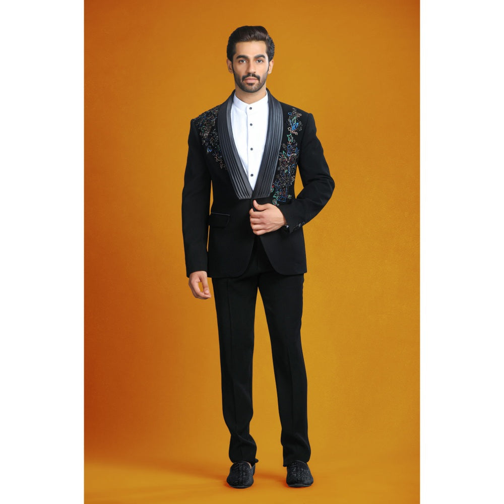 CHAR CHAAND Obsidian Opulence Intricate Beadwork Tuxedo with Pant (Set of 2)