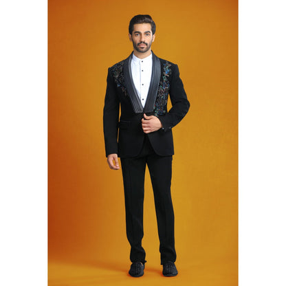 CHAR CHAAND Obsidian Opulence Intricate Beadwork Tuxedo with Pant (Set of 2)