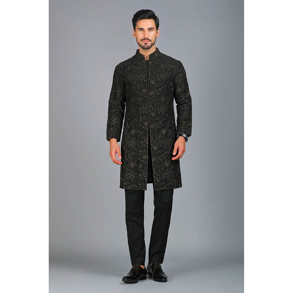 CHAR CHAAND Black Elegance Thread Embroidered Kurta