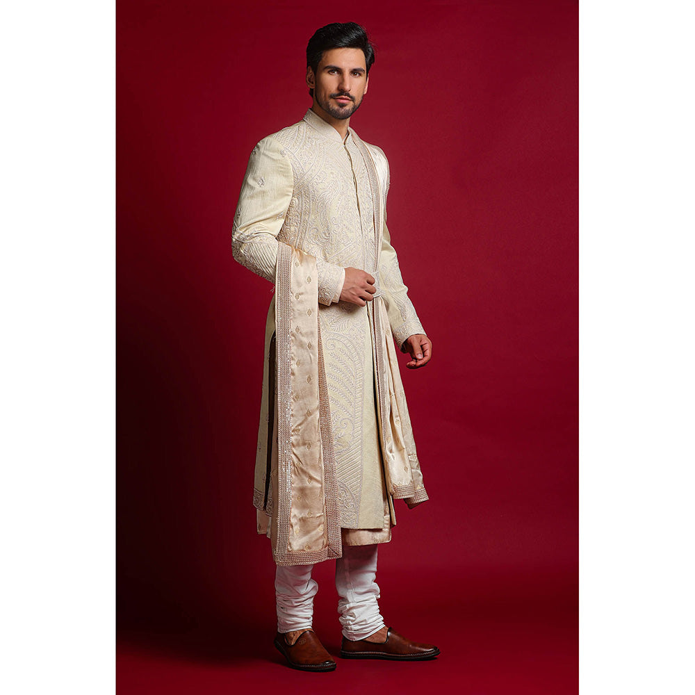 CHAR CHAAND Classic Cream Mughal Aari Embroidery Sherwani Set